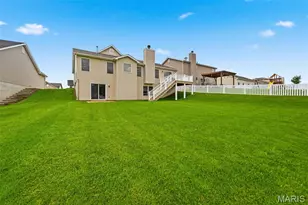 404 Shady River Dr, O'Fallon, MO 63366 - Photo 40