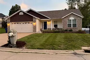 207 Gran Vista Dr, Festus, MO 63028 - Photo 1