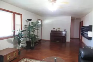 403 Marvin St, Cuba, MO 65453 - Photo 6