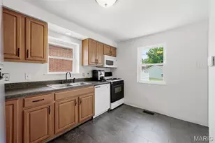 7530 Williams Ave, Saint Louis, MO 63143 - Photo 8