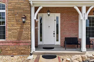 2107 Dartmouth Pl Dr, Wildwood, MO 63011 - Photo 2