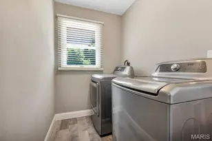 1949 Lanchester Ct, Chesterfield, MO 63017 - Photo 40