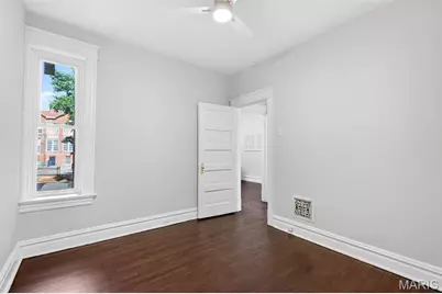 3423 Giles Avenue, Saint Louis, MO 63116 - Photo 32