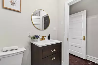 3423 Giles Avenue, Saint Louis, MO 63116 - Photo 2