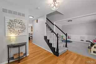 996 San Sebastian Dr, Fenton, MO 63026 - Photo 2