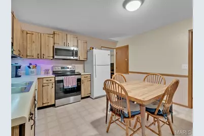 2323 Sundance Drive, O'Fallon, MO 63368 - Photo 8