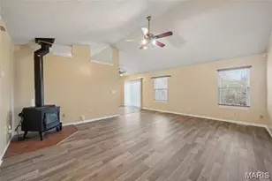 1203 Advance Dr, Florissant, MO 63031 - Photo 12