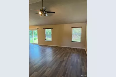1203 Advance Drive, Florissant, MO 63031 - Photo 8