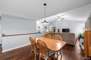 7228 Picasso Dr, Dardenne Prairie, MO 63368 - Photo 8