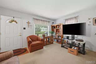 2702 Chatham Dr, Maryland Heights, MO 63043 - Photo 14