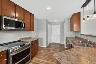 20 Country Heights Court, Lake Saint Louis, MO 63367 - Photo 16