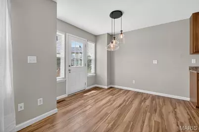 20 Country Heights Court, Lake Saint Louis, MO 63367 - Photo 10