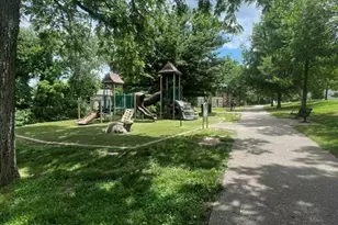 1131 Harwood Rd, Des Peres, MO 63131 - Photo 76