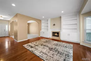 1131 Harwood Rd, Des Peres, MO 63131 - Photo 18