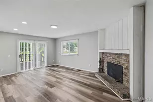 32 Queen Ann Dr, Hazelwood, MO 63042 - Photo 4