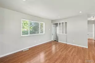 2125 Collier Dr, Florissant, MO 63031 - Photo 2