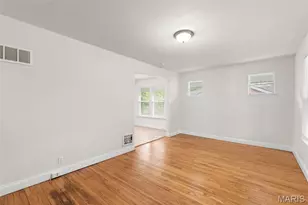 2946 Hilleman Ave, Saint Louis, MO 63114 - Photo 4