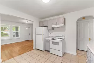 2946 Hilleman Ave, Saint Louis, MO 63114 - Photo 8