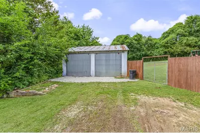 105 Meadow Lane, Festus, MO 63028 - Photo 2