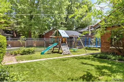 6364 Washington Avenue, University City, MO 63130 - Photo 46