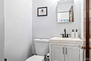 6364 Washington Ave, University City, MO 63130 - Photo 18
