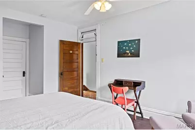 6364 Washington Avenue, University City, MO 63130 - Photo 36