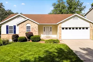 918 Blake Ct, Saint Peters, MO 63376 - Photo 1