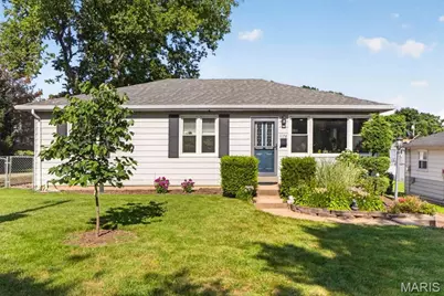 1178 Margaret Lane, Saint Louis, MO 63132 - Photo 1