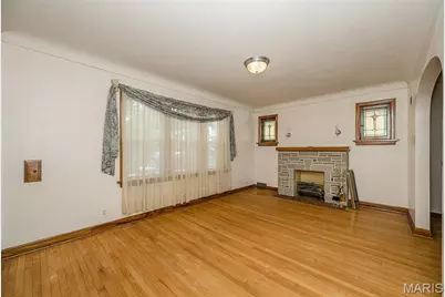 1620 Grape Avenue, Saint Louis, MO 63147 - Photo 10