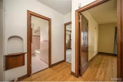 1620 Grape Avenue, Saint Louis, MO 63147 - Photo 16
