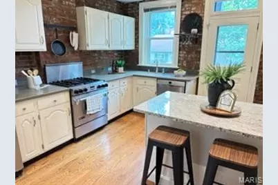 3671 Humphrey Street, Saint Louis, MO 63116 - Photo 6