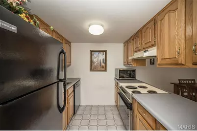1090 Mersey Bend Drive #A, Saint Louis, MO 63129 - Photo 10