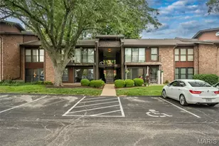1090 Mersey Bend Dr, Saint Louis, MO 63129 - Photo 24