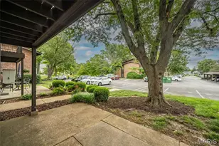 1090 Mersey Bend Dr, Saint Louis, MO 63129 - Photo 32