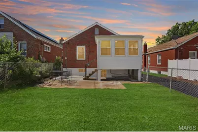 5681 Pernod Avenue, Saint Louis, MO 63139 - Photo 28