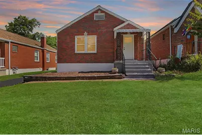 5681 Pernod Avenue, Saint Louis, MO 63139 - Photo 1