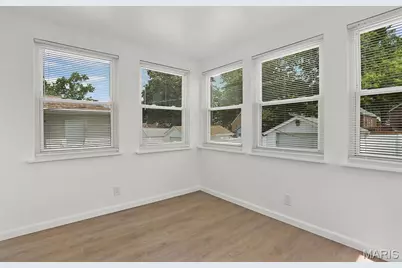 5681 Pernod Avenue, Saint Louis, MO 63139 - Photo 18