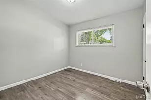 435 St Edward Ln, Florissant, MO 63033 - Photo 12