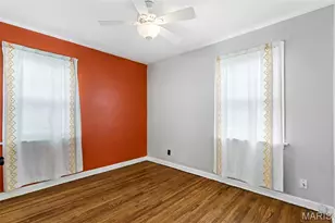 7328 Parkwood Dr, Saint Louis, MO 63116 - Photo 10