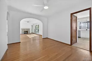 633 Landor Ct, Saint Louis, MO 63125 - Photo 18