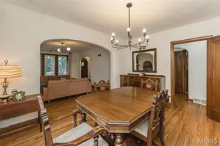 7244 Shaftesbury Ave, University City, MO 63130 - Photo 8