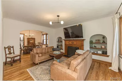 7244 Shaftesbury Avenue, University City, MO 63130 - Photo 4