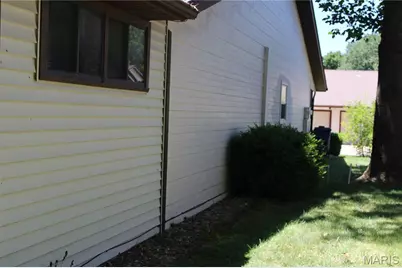 56 Rabbit Trail Drive, Washington, MO 63090 - Photo 12