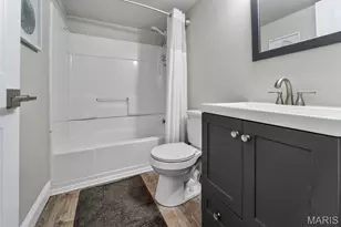 15 Glen Creek Ln, Ladue, MO 63124 - Photo 26
