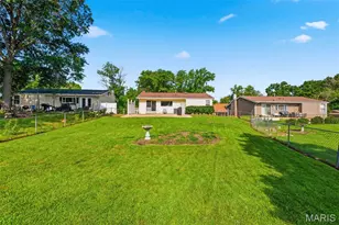 254 Village Mead Dr, Ballwin, MO 63021 - Photo 44