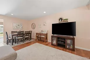 254 Village Mead Dr, Ballwin, MO 63021 - Photo 8