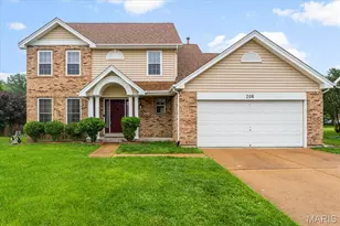 208 Kylewood Ct, Ballwin, MO 63021 - Photo 1