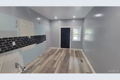 3744 Illinois Avenue, Saint Louis, MO 63118 - Photo 6