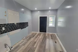 3744 Illinois Ave, Saint Louis, MO 63118 - Photo 6