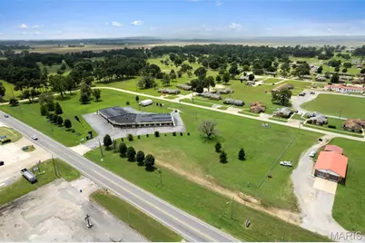 2889 N Douglas, Malden, MO 63863 - Photo 1